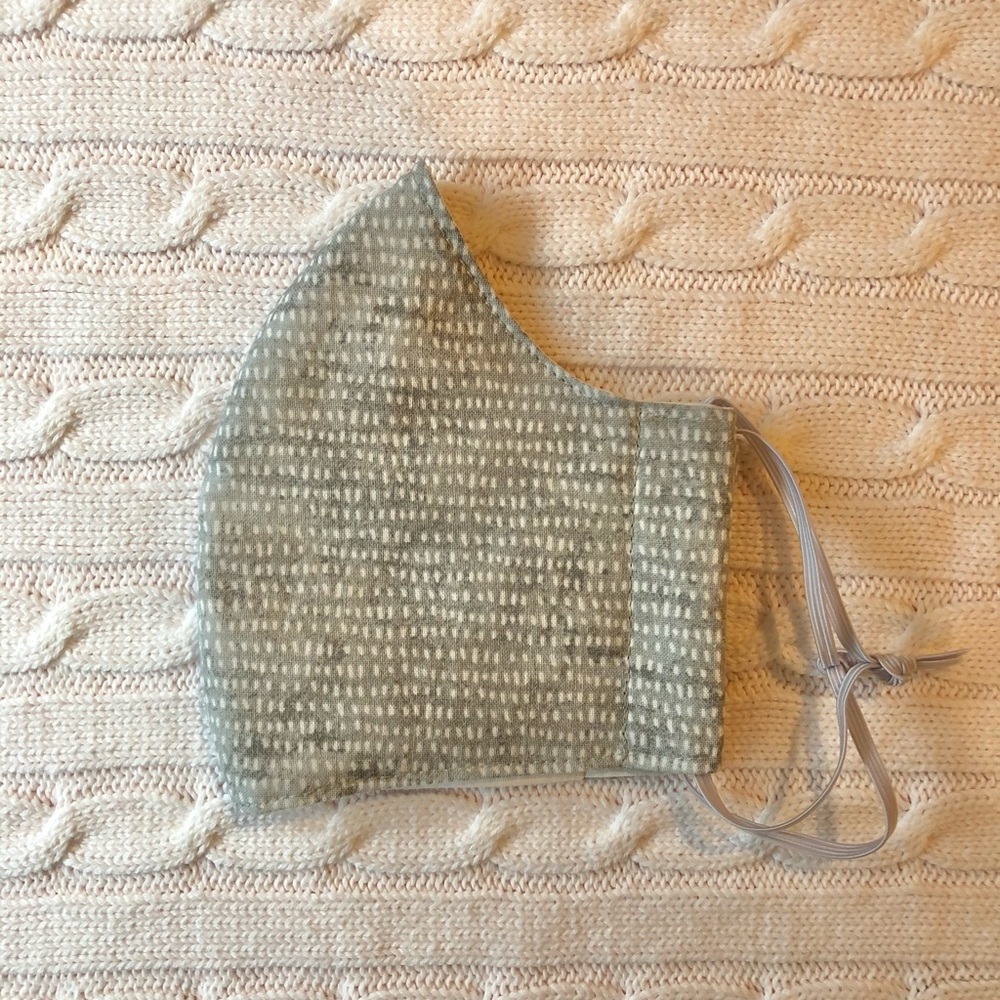 Face mask - Picture 2 of 3
